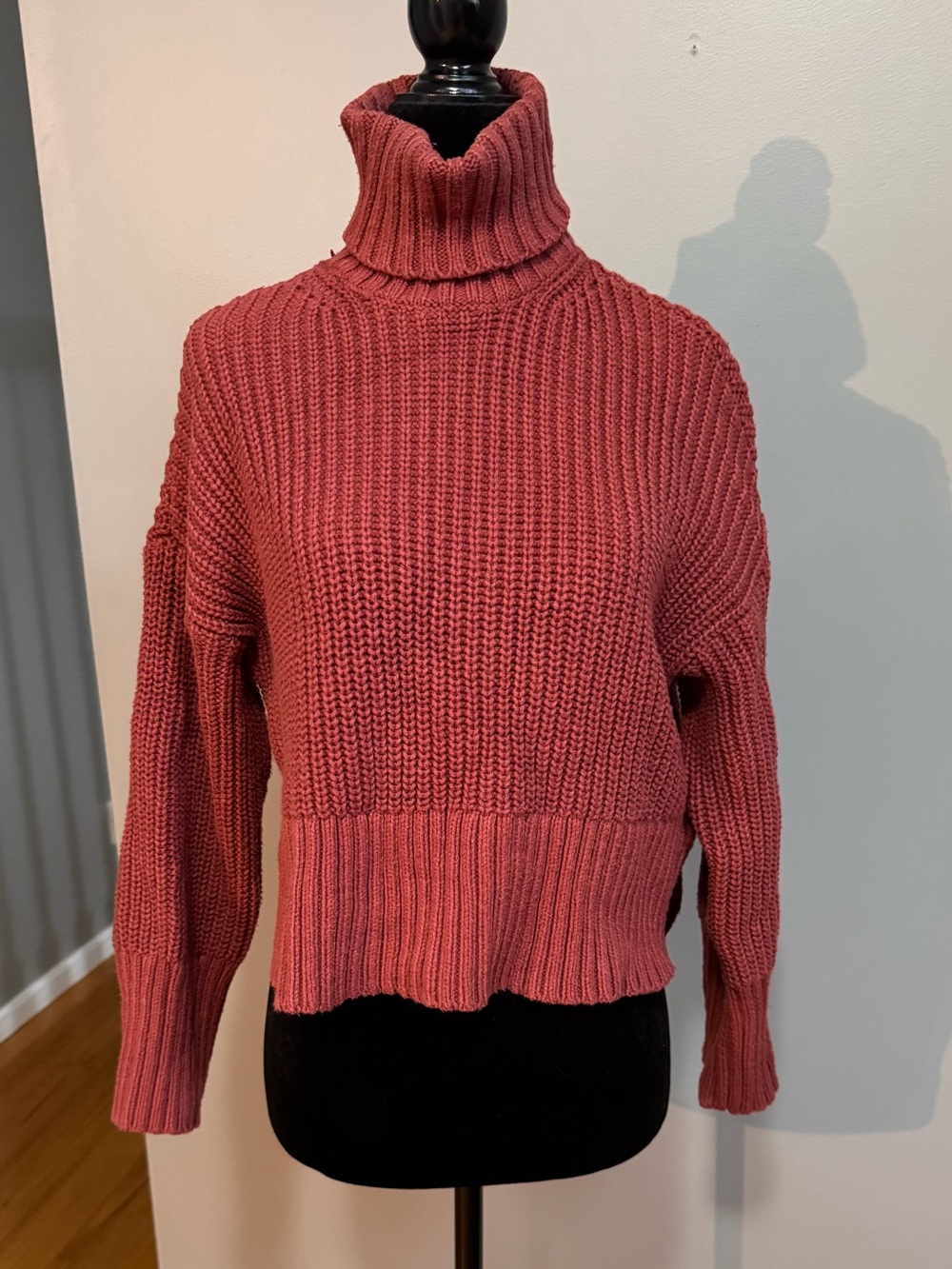 Madewell Ribbed Turtleneck Sweater in Dusty Rose